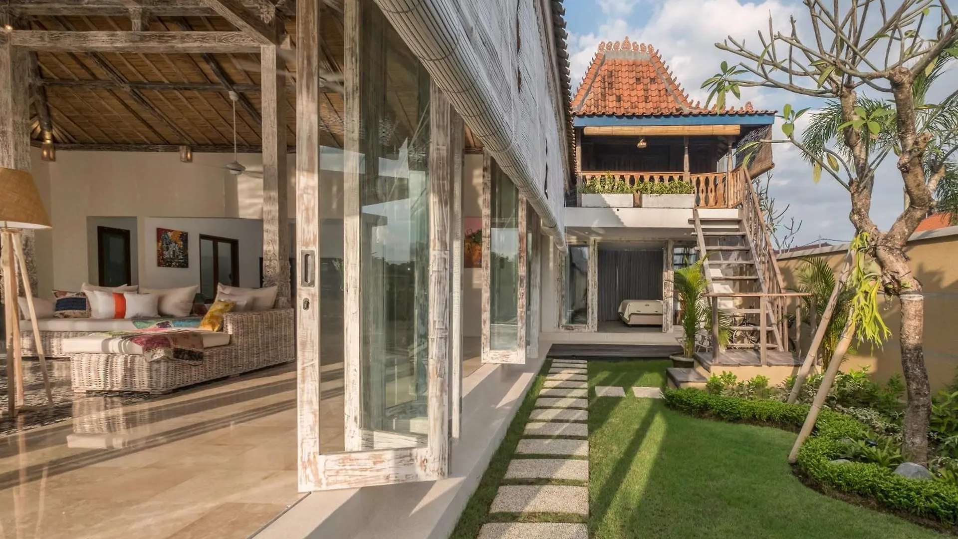 Villa Manggala - 13 Mins Walk To Berawa Beach Canggu